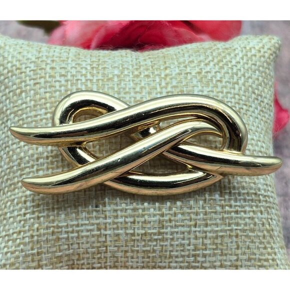 Classic MONET Vintage Brooch Pin Twist Design 2.5" Gold Tone - Picture 3 of 6